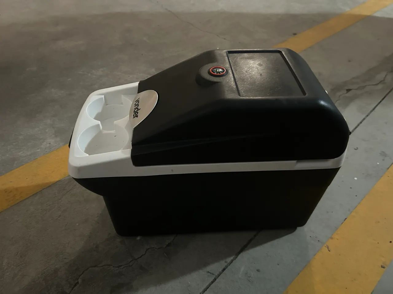 Cooler Vonder Veículos 12v.
