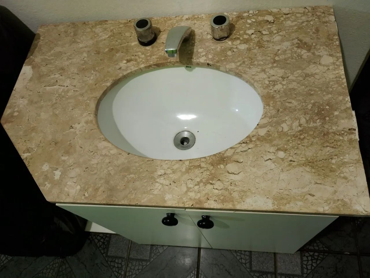 Cuba e Pia de Pedra em Ótimo Estado - Foto 2