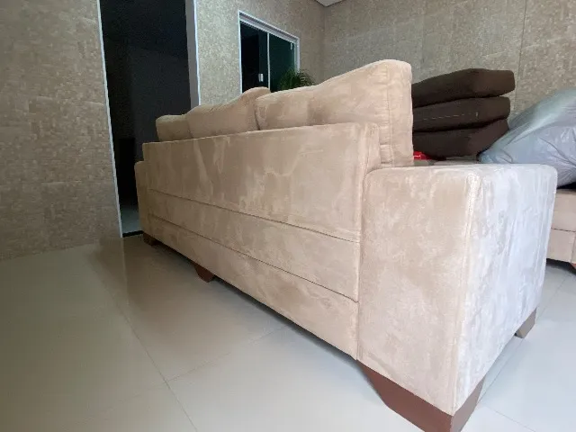 Sofá 3 lugares Bege