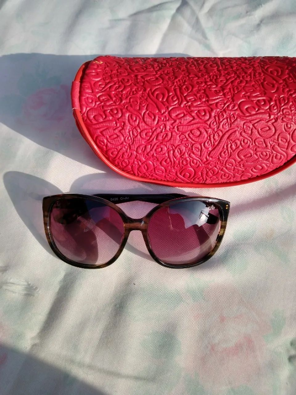 Óculos NOVO Chilli Beans Feminino - Modelo Clássico - Foto 2
