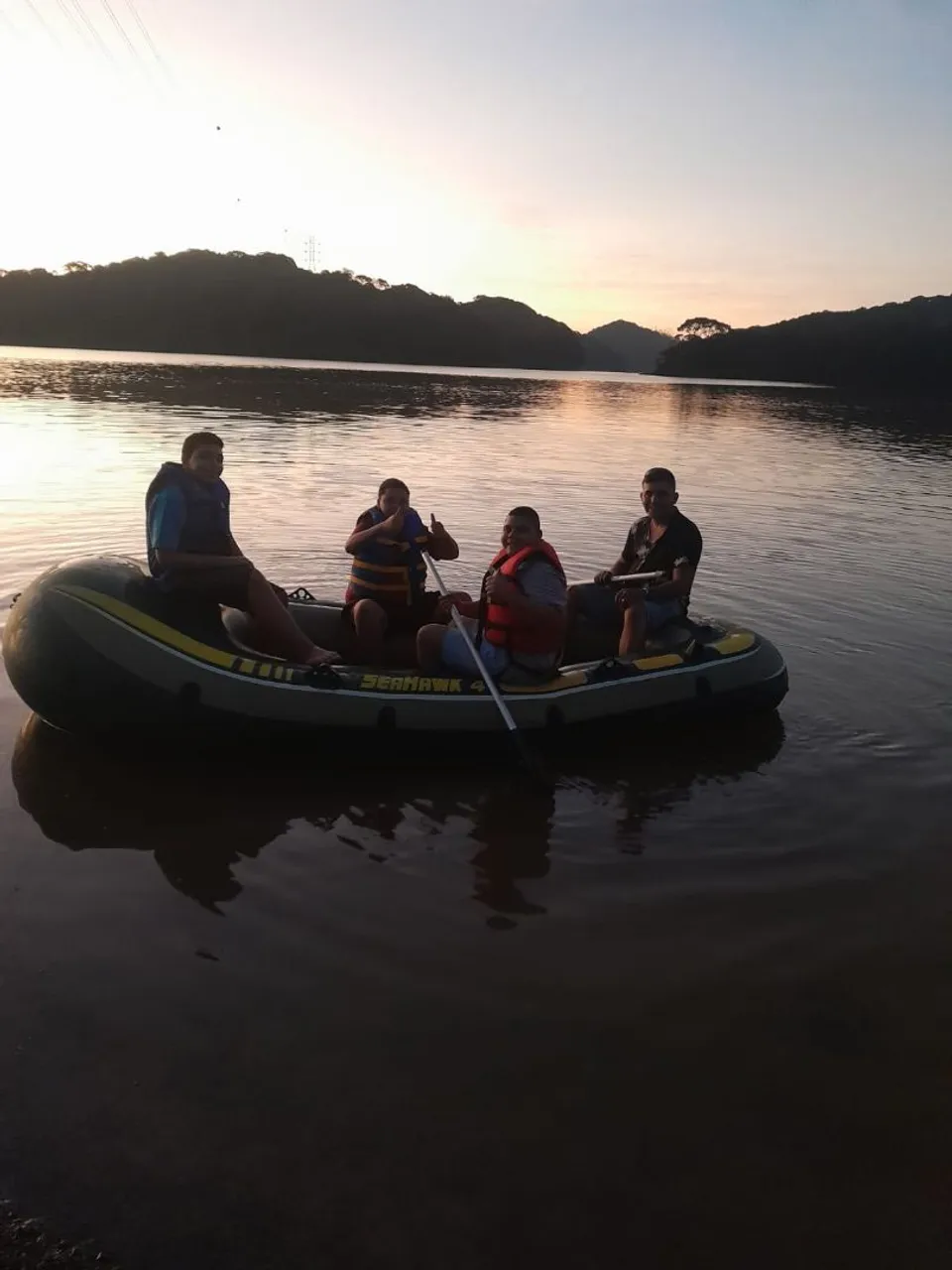 Bote inflável SeaHawk 4