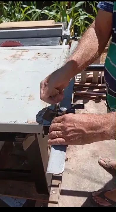 Serra esquadrejadeira 1700 Black Edition - Foto 3