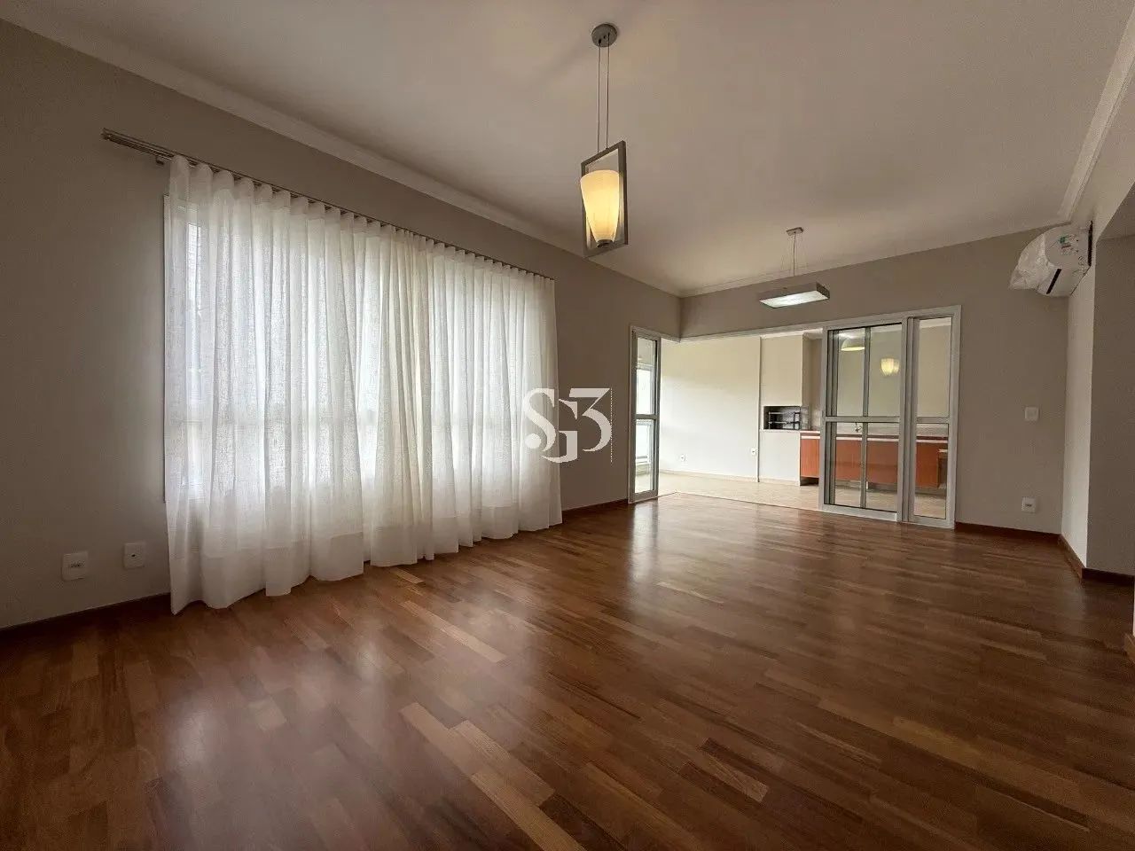 LINDO APARTAMENTO AO LADO DO SHOPPING GALLERIA - CAMPINAS,SP