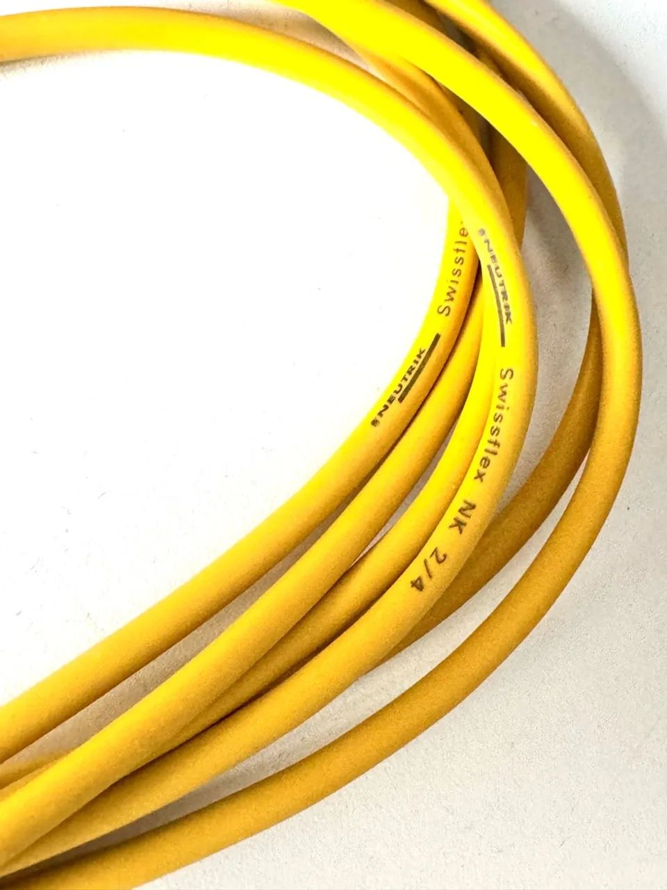 Kit com 6 Cabos de áudio Neutrik Swissflex NK 2/4 - Foto 2