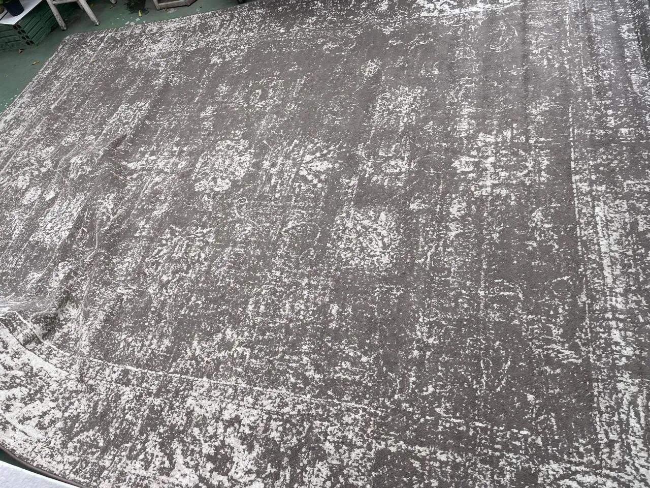 Tapete Cinza Mesclado  - Foto 2