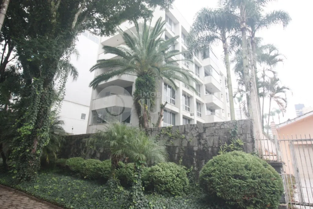 IMOBILIARIA JUVEVÊ ALUGA APARTAMENTO 01 POR ANDAR 4 QUARTOS 3 GARAGENS RUA RECIFE UFPR AGR