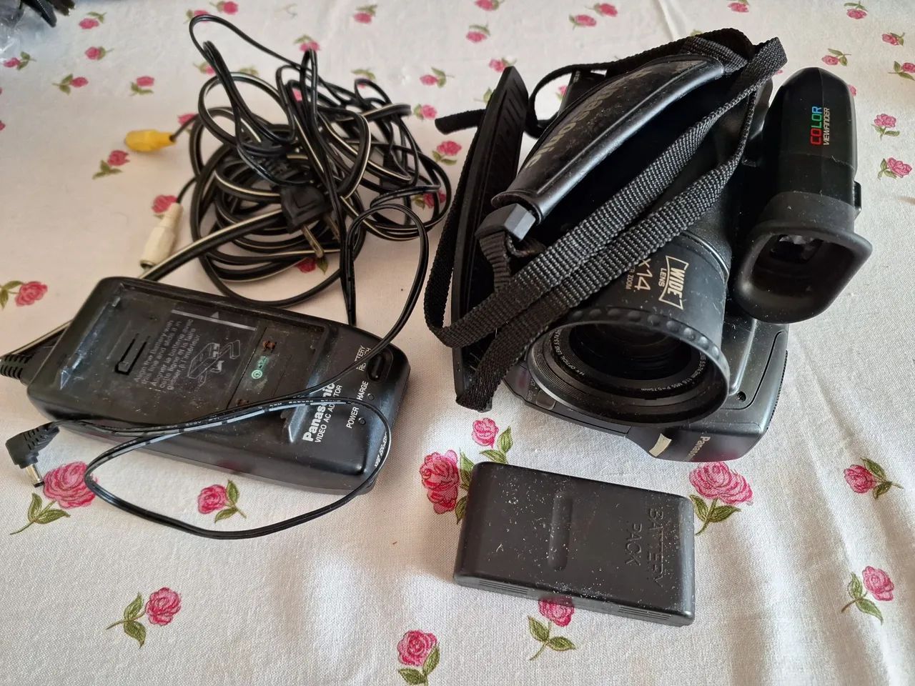 Filmadora Panasonic Zoom x14 Wide - Foto 2