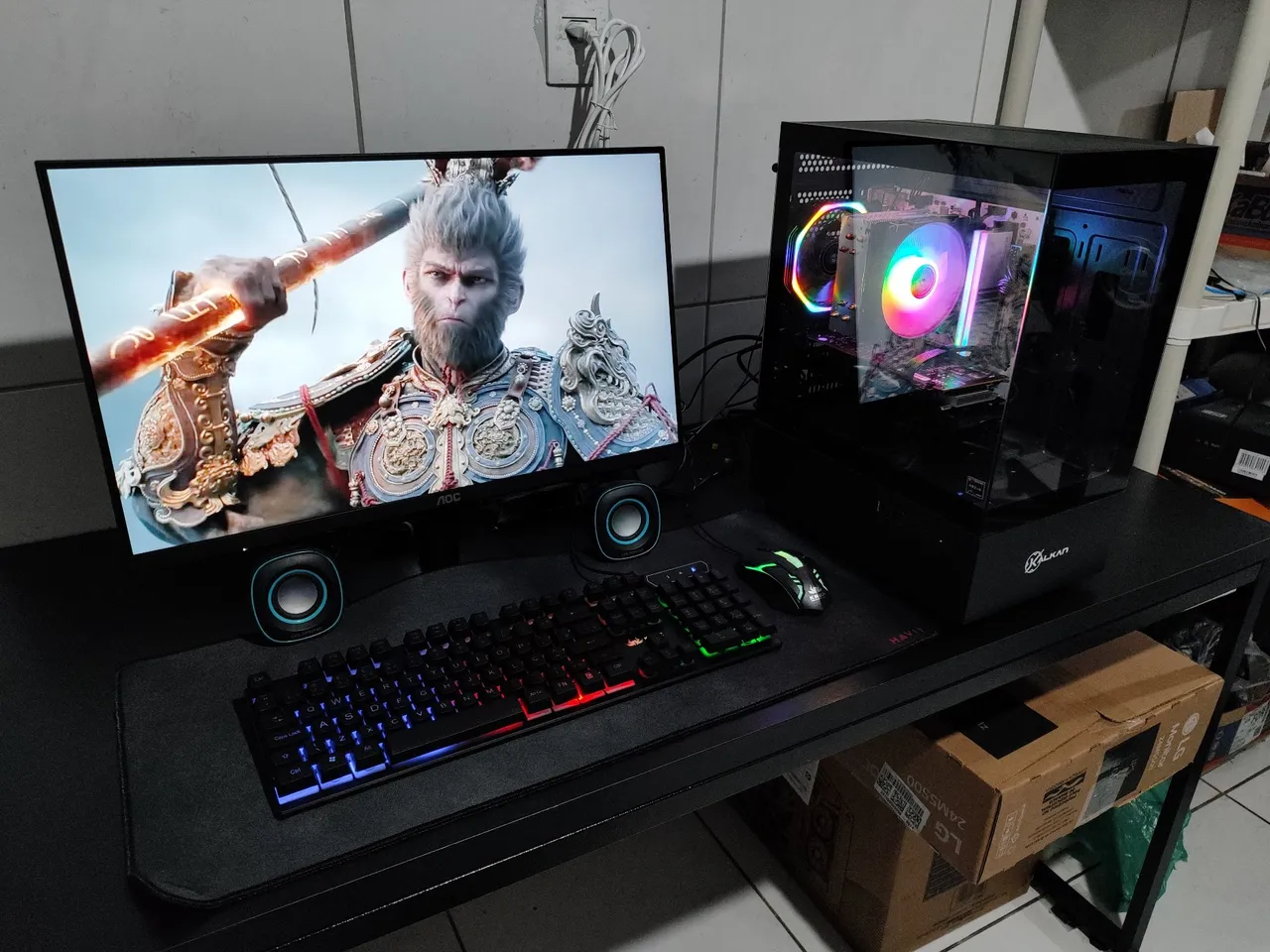 PC Gamer Aquário AMD Ryzen 5 5500 + 32gb + NVME 2tb + RX 580 8gb + Tela 24" 100hz