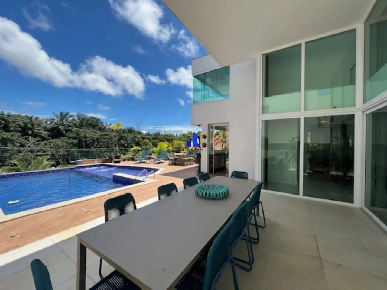 CASA À VENDA ALPHAVILLE SALVADOR II R$ 4.200.000,00, PISCINA COM ÁREA GOURMET, SALA AMPLA,