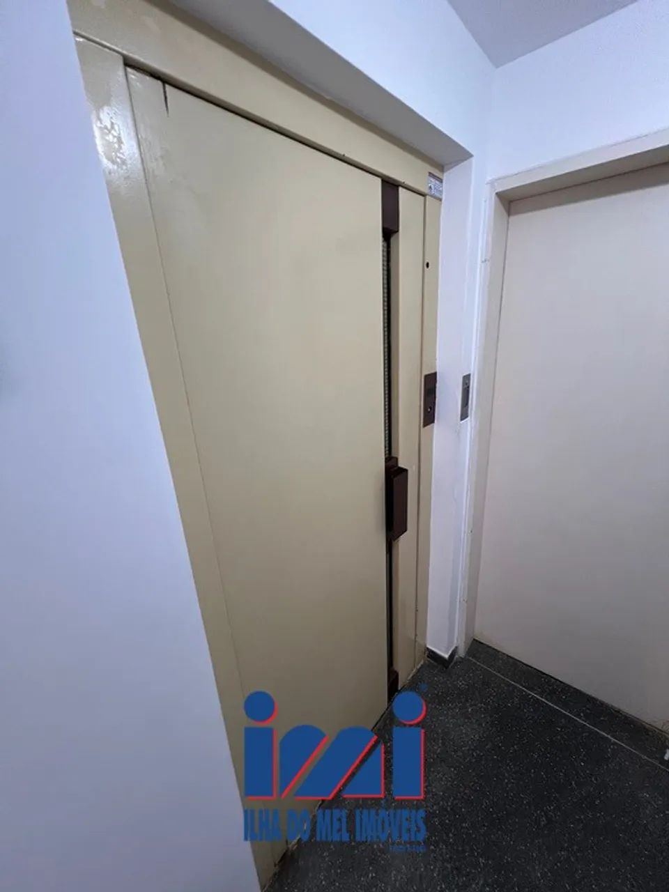 Apartamento a 35 metros da praia em Caiobá - Foto 4
