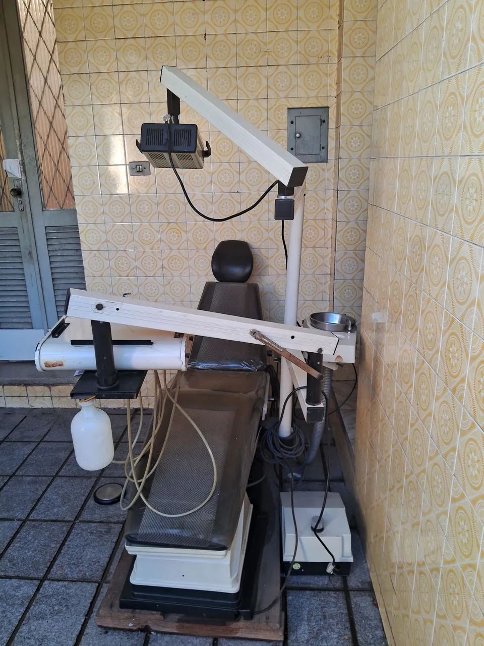 Cadeira Odontológica Antiga - Foto 5