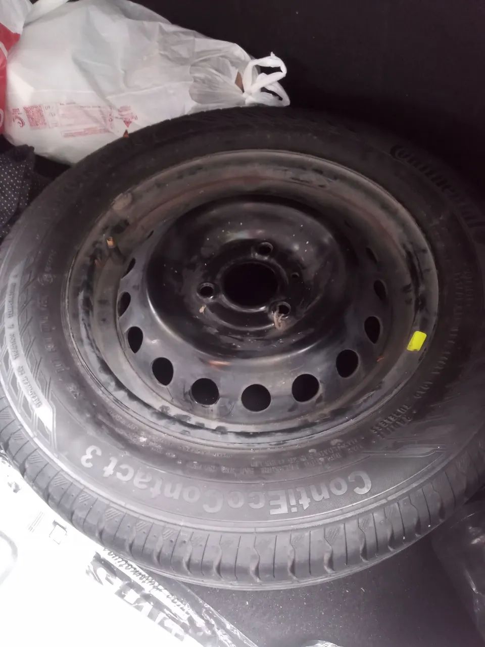 OPORTUNIDADE! Estepe e pneu Renault Kwid 2021 aro 14 R$ 250