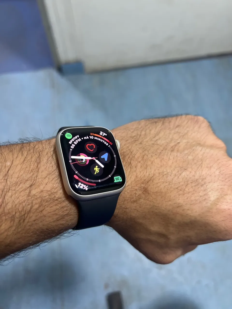 Apple Watch Series 9- 45mm - celular- Alumínio - GPS