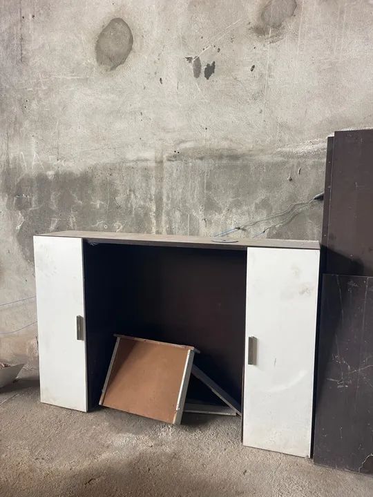 Rack com armário MDF tabaco com branco