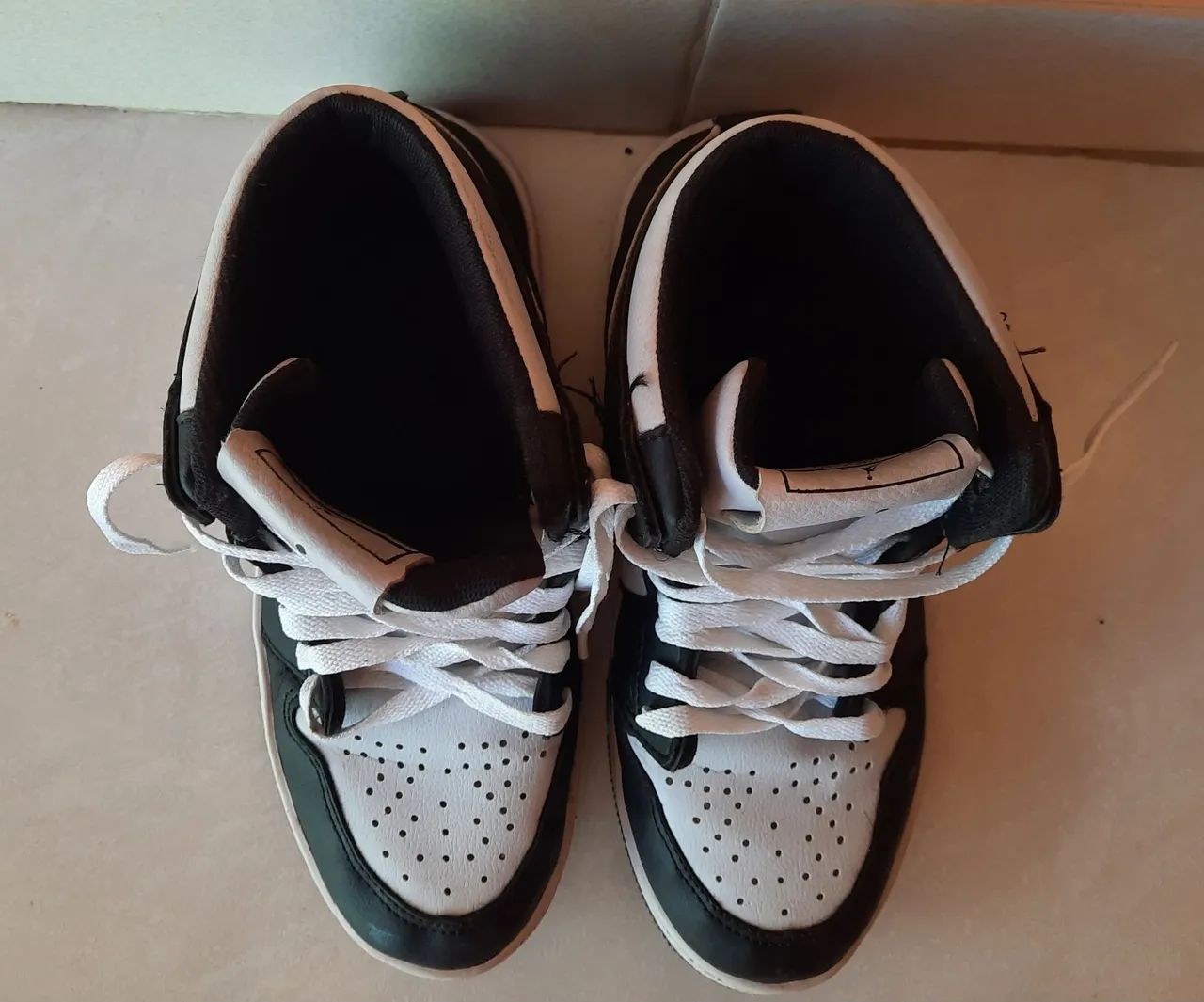 Tênis Nike Air Jordan - Tamanho 35/36 - Foto 5