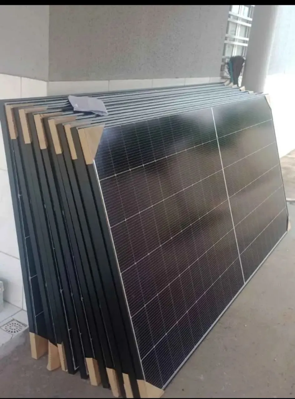 VENDO 12 PAINÉIS SOLAR DA MARCA TSUN 605W NOVOS EMBALADOS!!