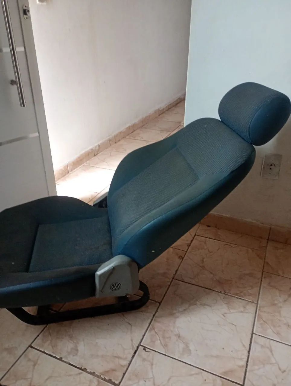 Banco do motorista  constellation  - Foto 4