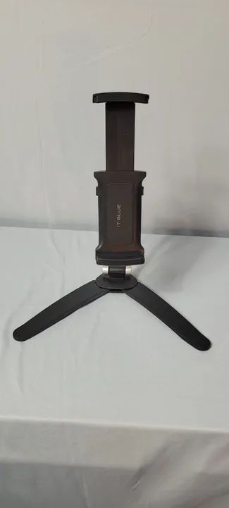 Suporte Tablet e Celular Mesa E Parede Universal 2 Em 1 Giratório It Blue