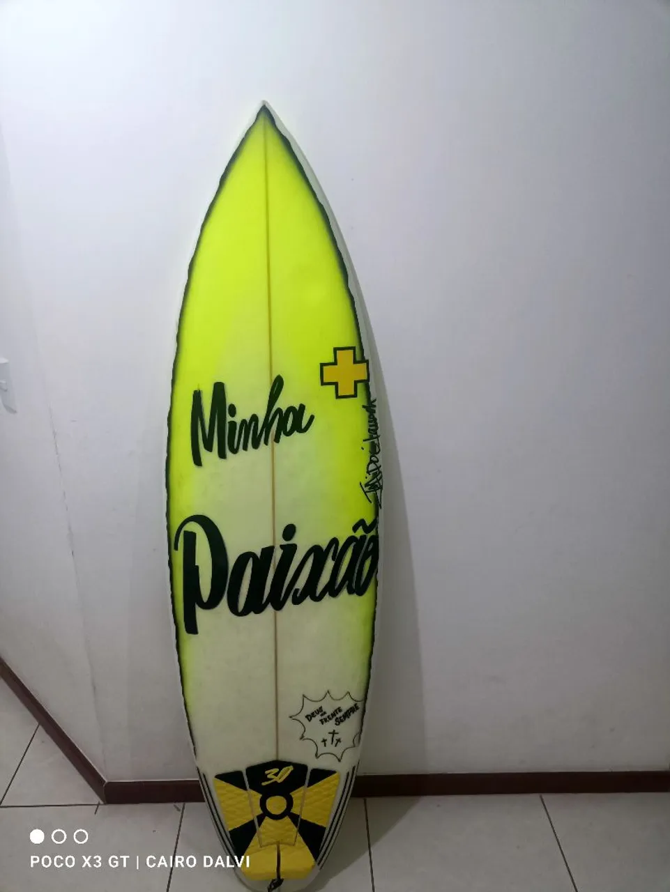 Prancha de Surfe 5'10 com 30l PU