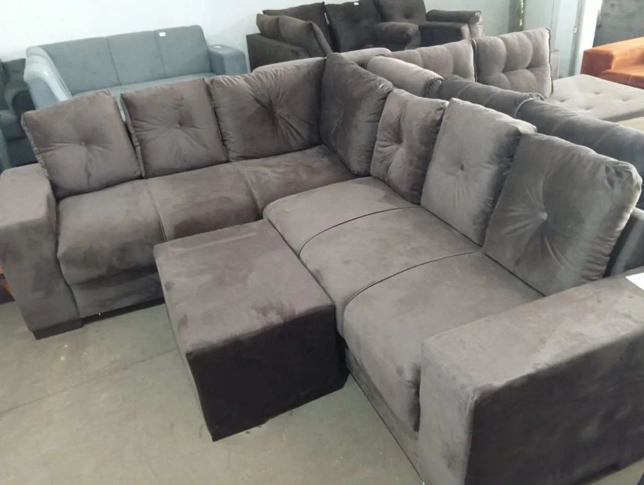 Sofá de Canto em Suede - Novo - Foto 2