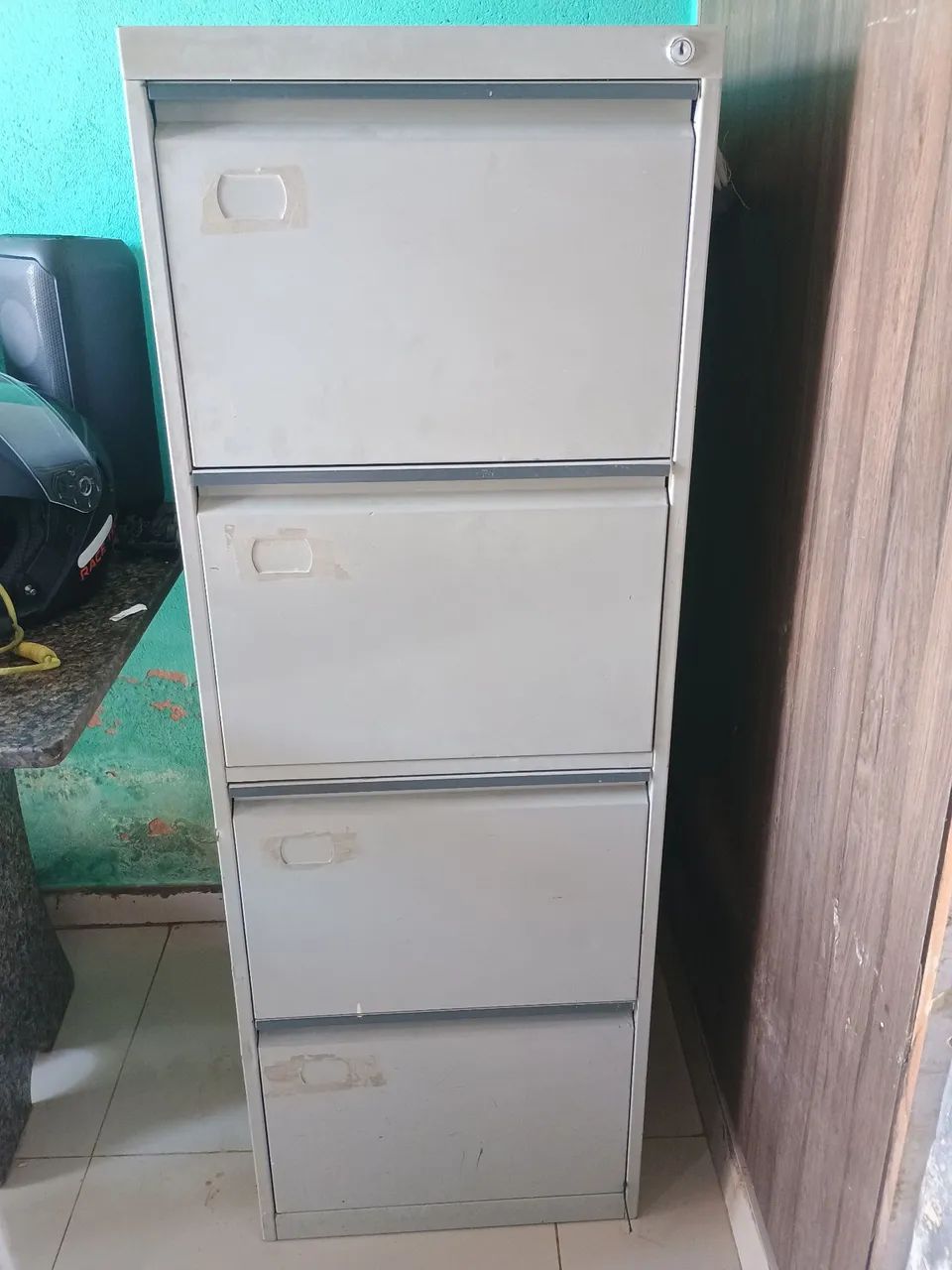 Vendo armário porta arquivo 
