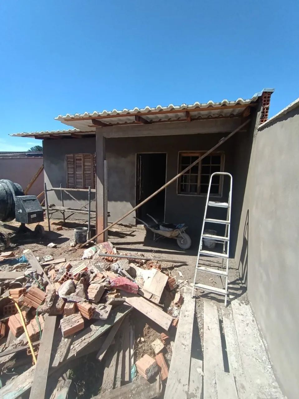 Construções e reformas 