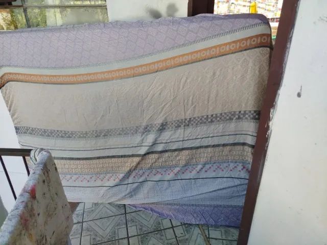 Colchão de casal usado - firme - Foto 3