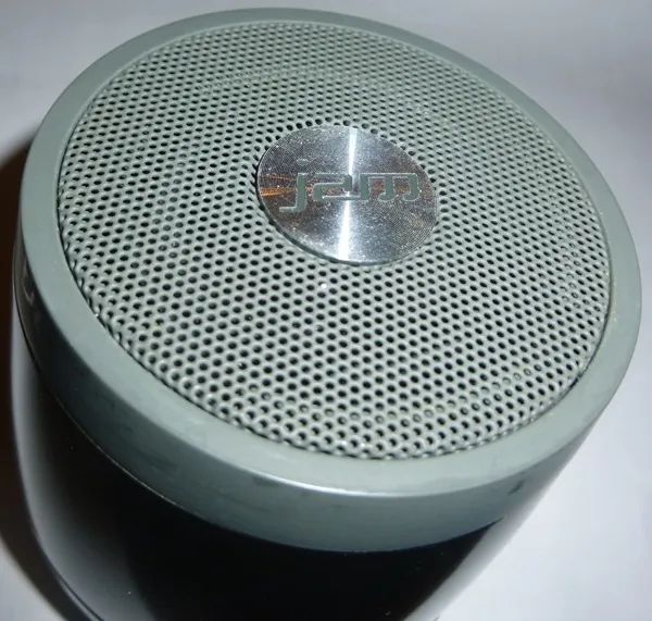 Caixa de som bluetooth recarregavel - importada - Foto 3