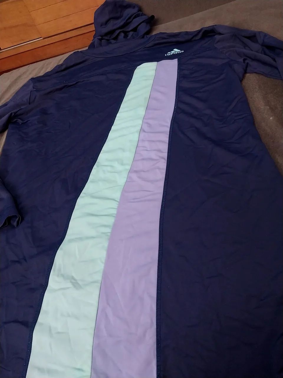 Camisa Adidas com Capuz Plus Size 