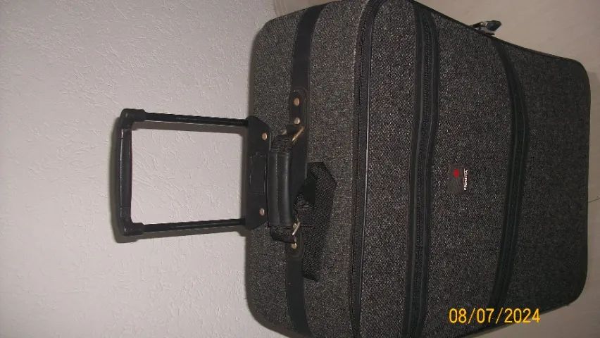 Mala de viagem usada - Foto 2