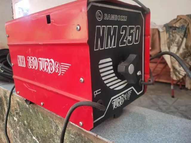 Máquina de Solda Bambozzi NM 250 Turbo