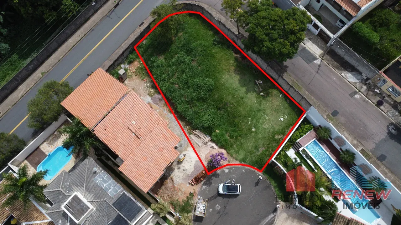 Terreno em condominio a venda em Valinhos-SP
