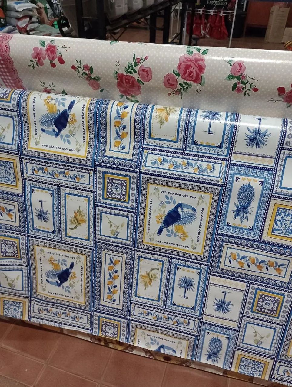 Diversos modelos de toalhas de mesa forro de mesa  - Foto 4