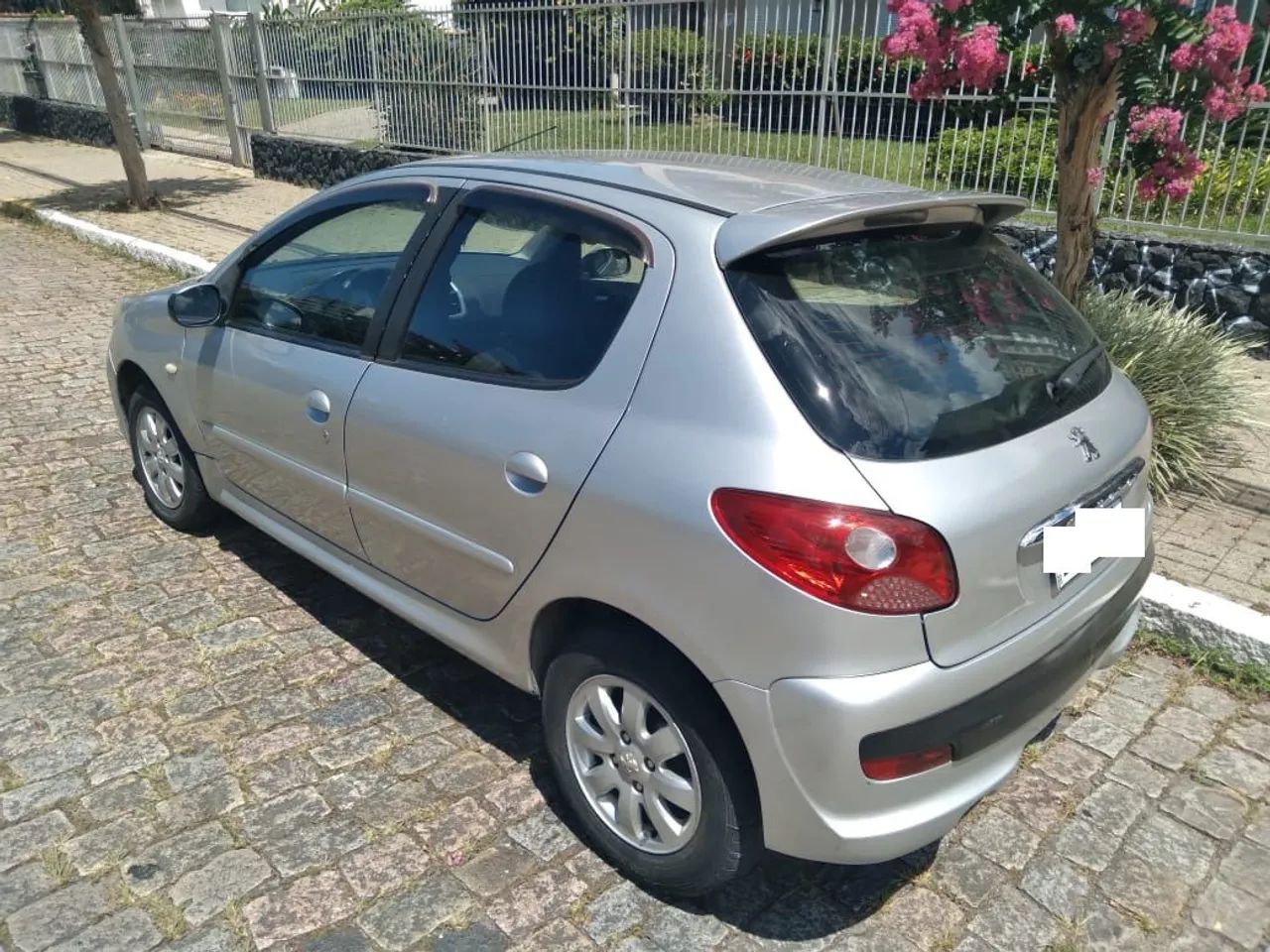 PEUGEOT 2011 207 COMPLETO IPVA PAGO - Foto 5