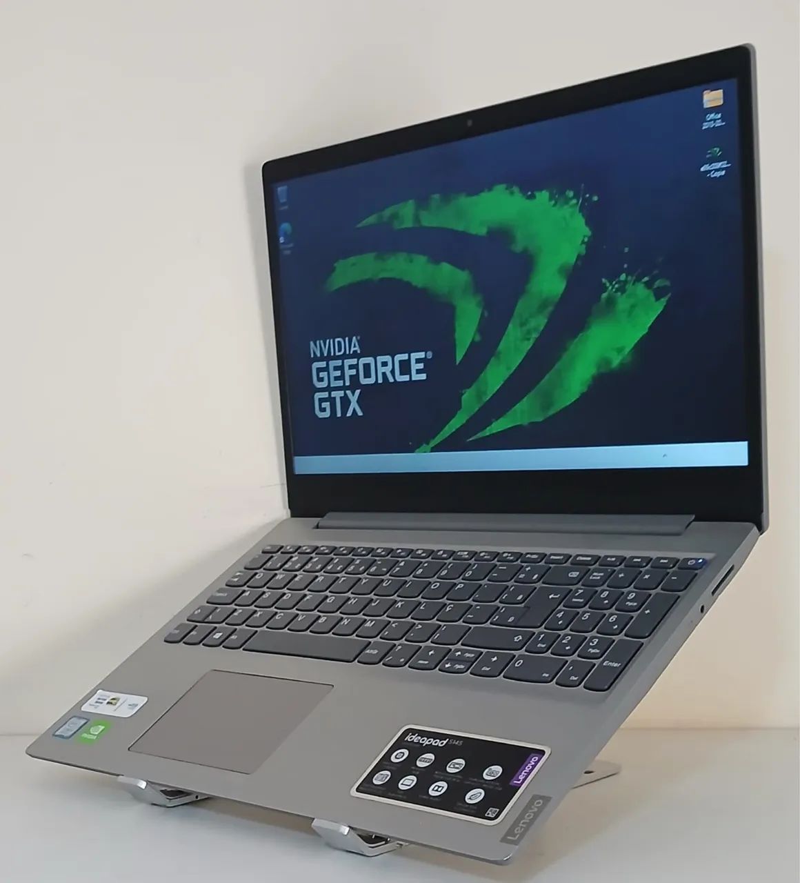 Notebook Lenovo Core i5 8 GB RAM SSD PLACA DE VÍDEO NVIDIA GEFORCE