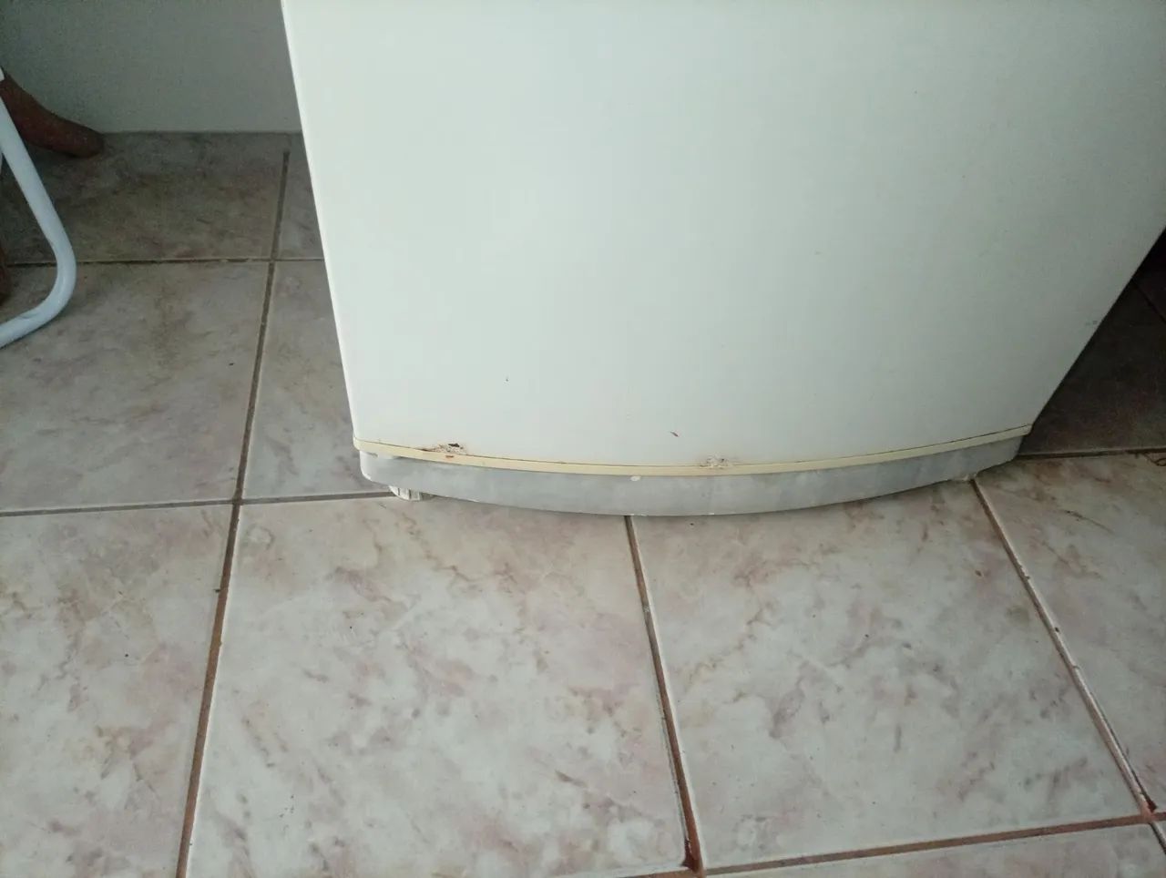 Vendo freezer Brastemp vertical 1100 reais  - Foto 3