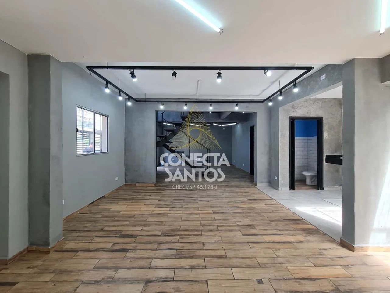Aluga-se Casa Comercial Triplex em Santos - Foto 2