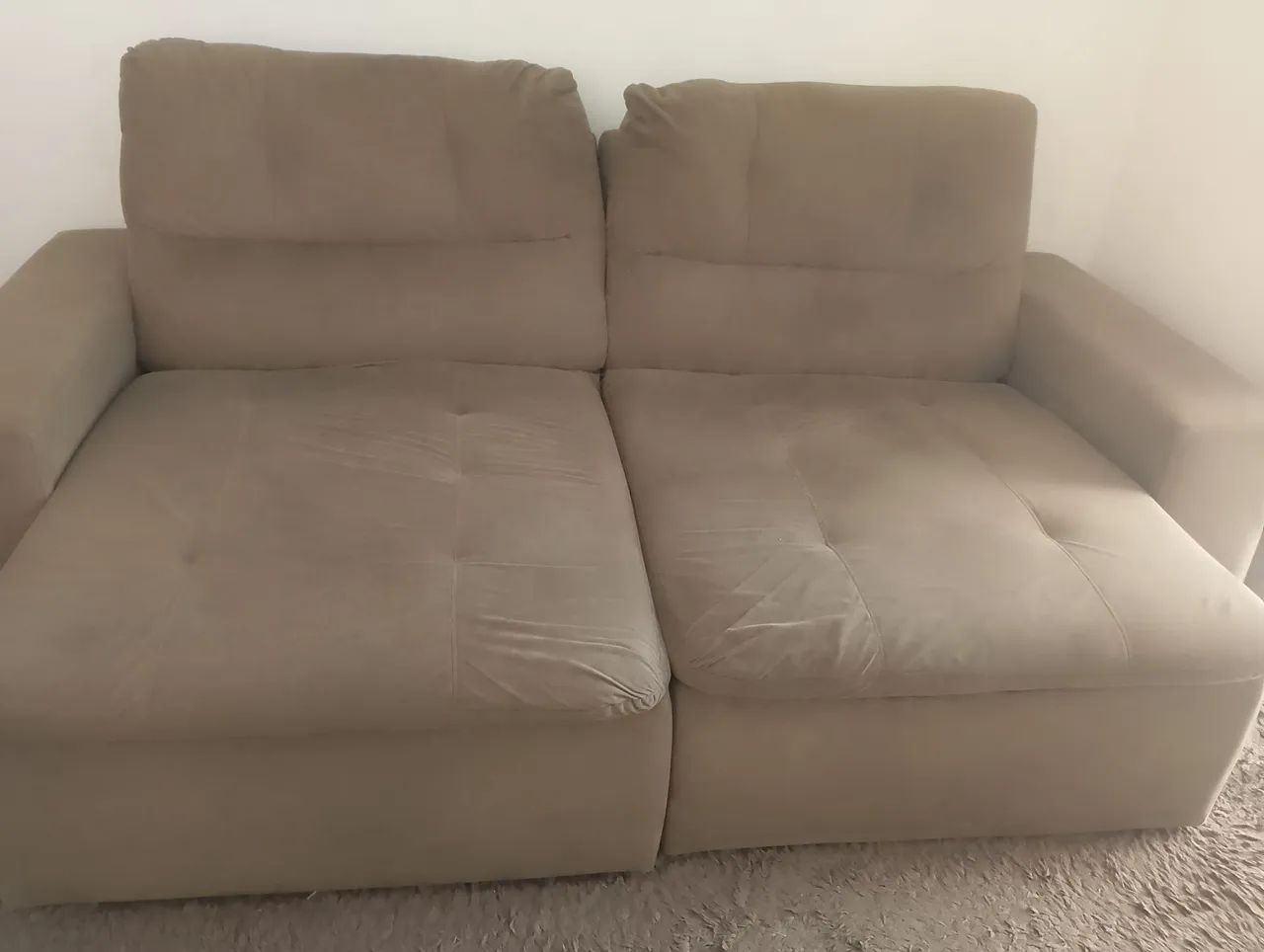 Sofá retrátil marrom 64985850822403123