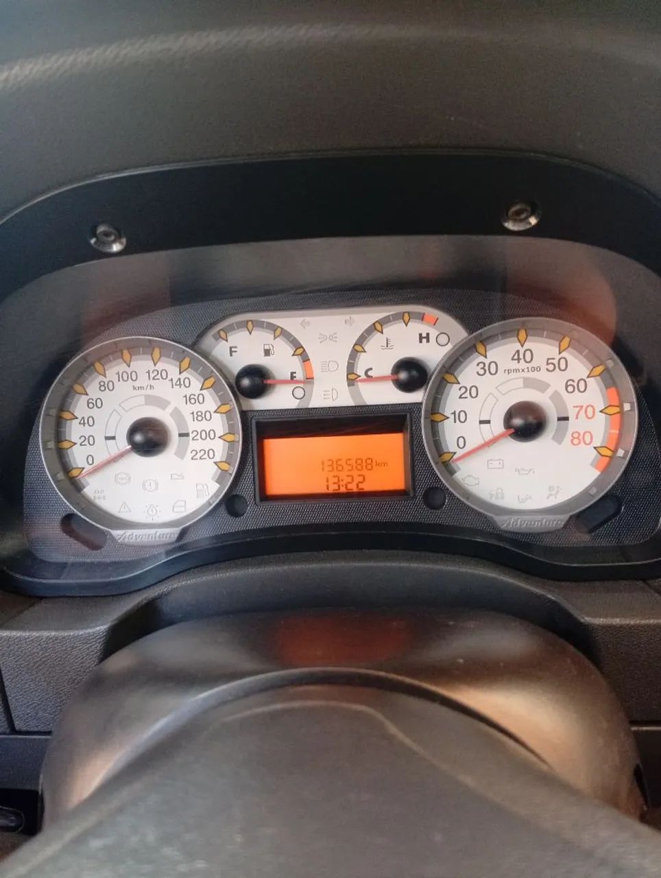 Fiat Palio Weekend Adventure Locker 1.8 Flex 2012 - Foto 2