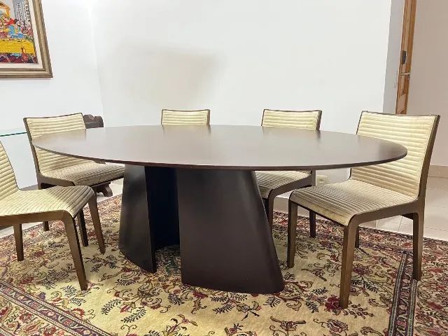 Mesa Madeira Maciça Classica Tampo Oval 
