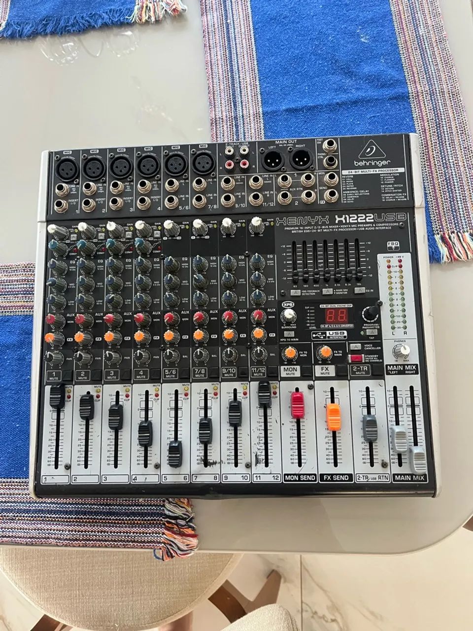 Mesa de Som Xenyx X1222USB Behringer - Foto 5