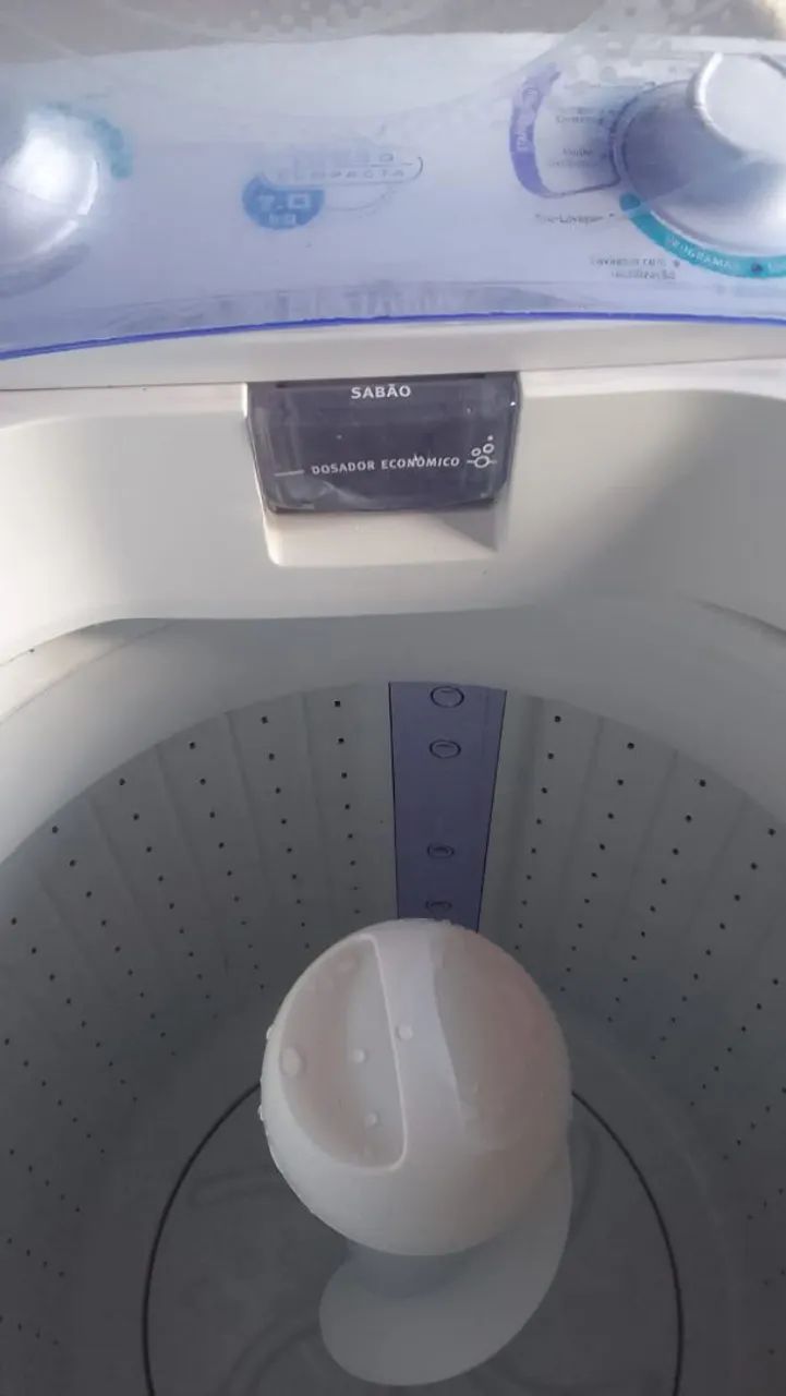 Vendo máquina  Electrolux de 7 kilos - Foto 2