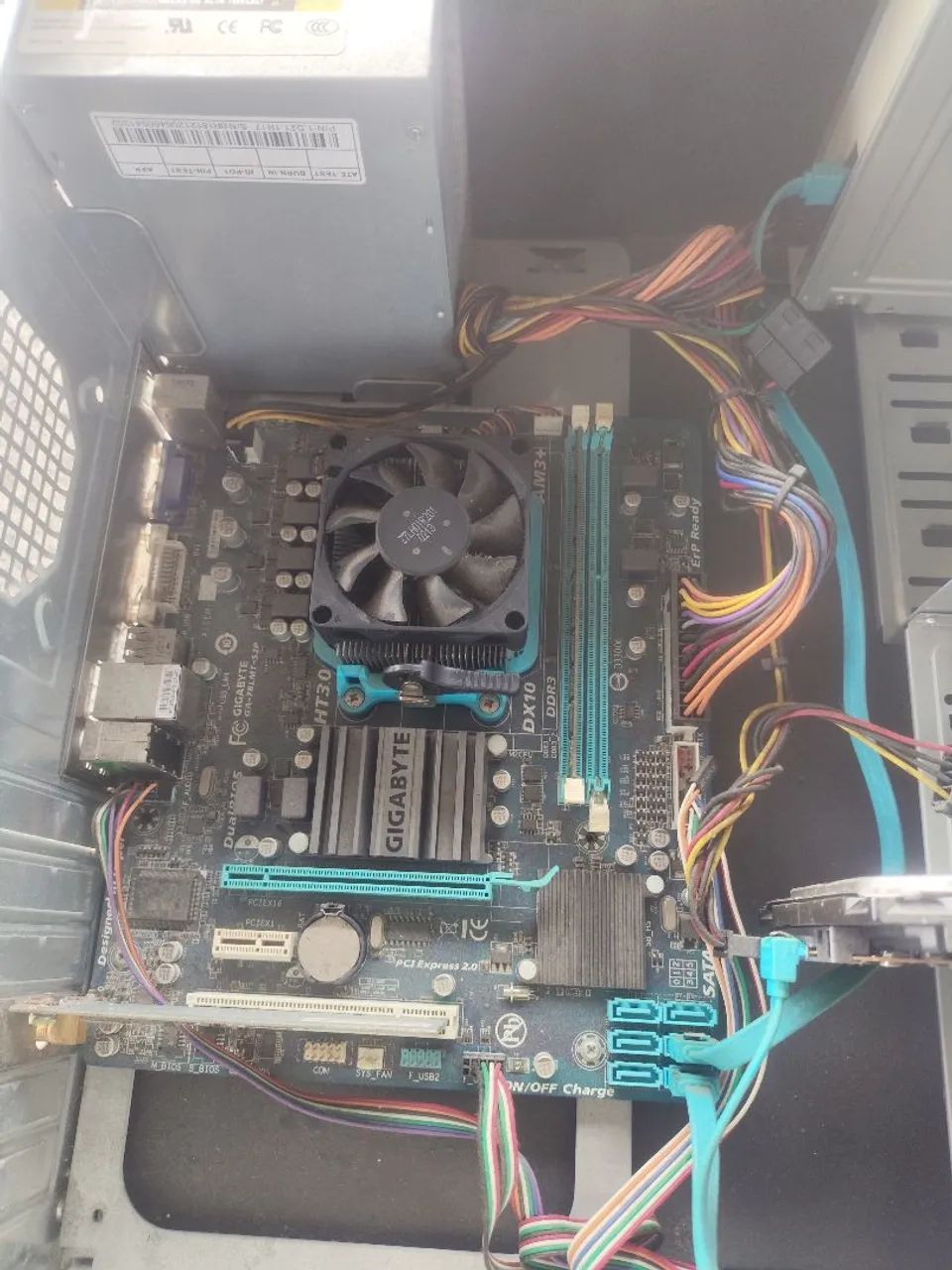 computador funcionando perfeitamente 