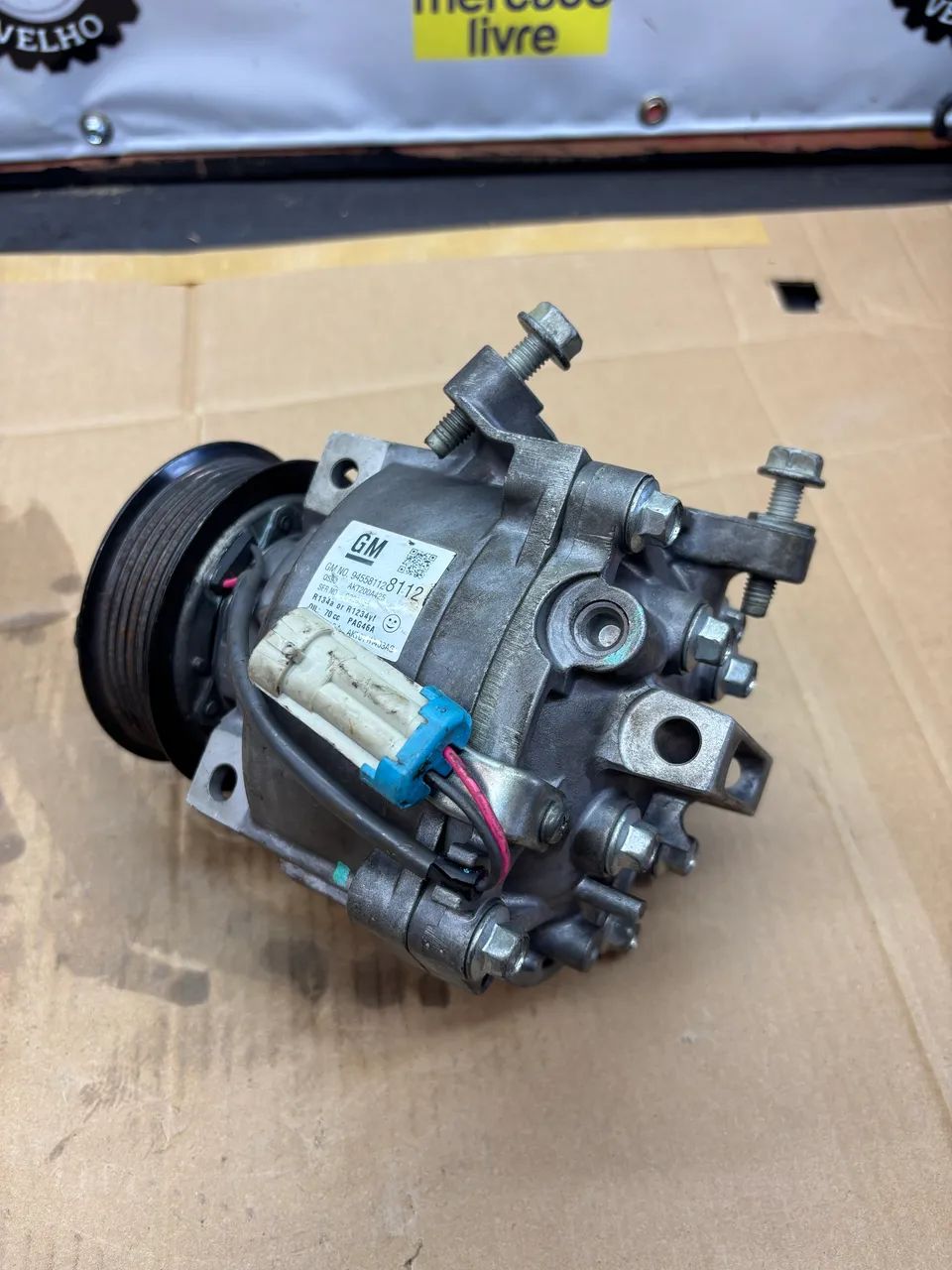 Compressor ar condicionado Tracker 1.8 2016 - Foto 2