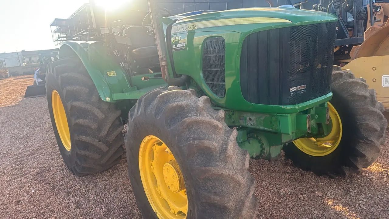 Trator John Deere 6125E - Foto 2