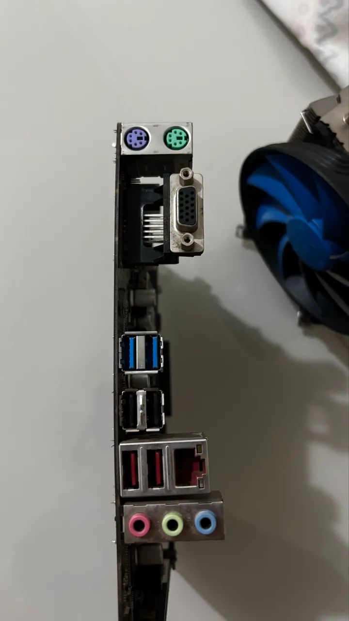 processador i7 7700 + placa mãe h110m-cs - Foto 2