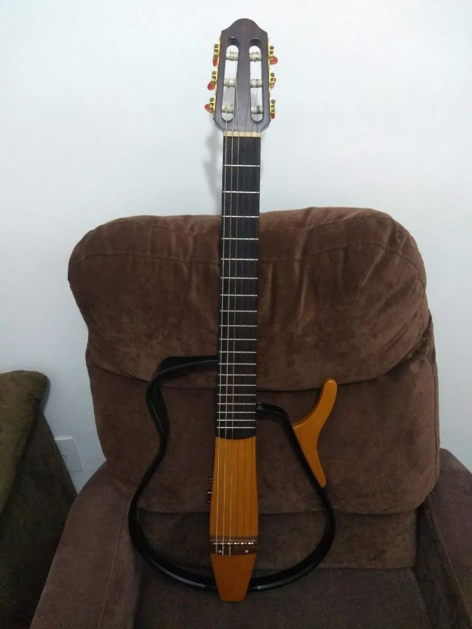 Violão Yamaha Silent 100 nylon - Foto 2