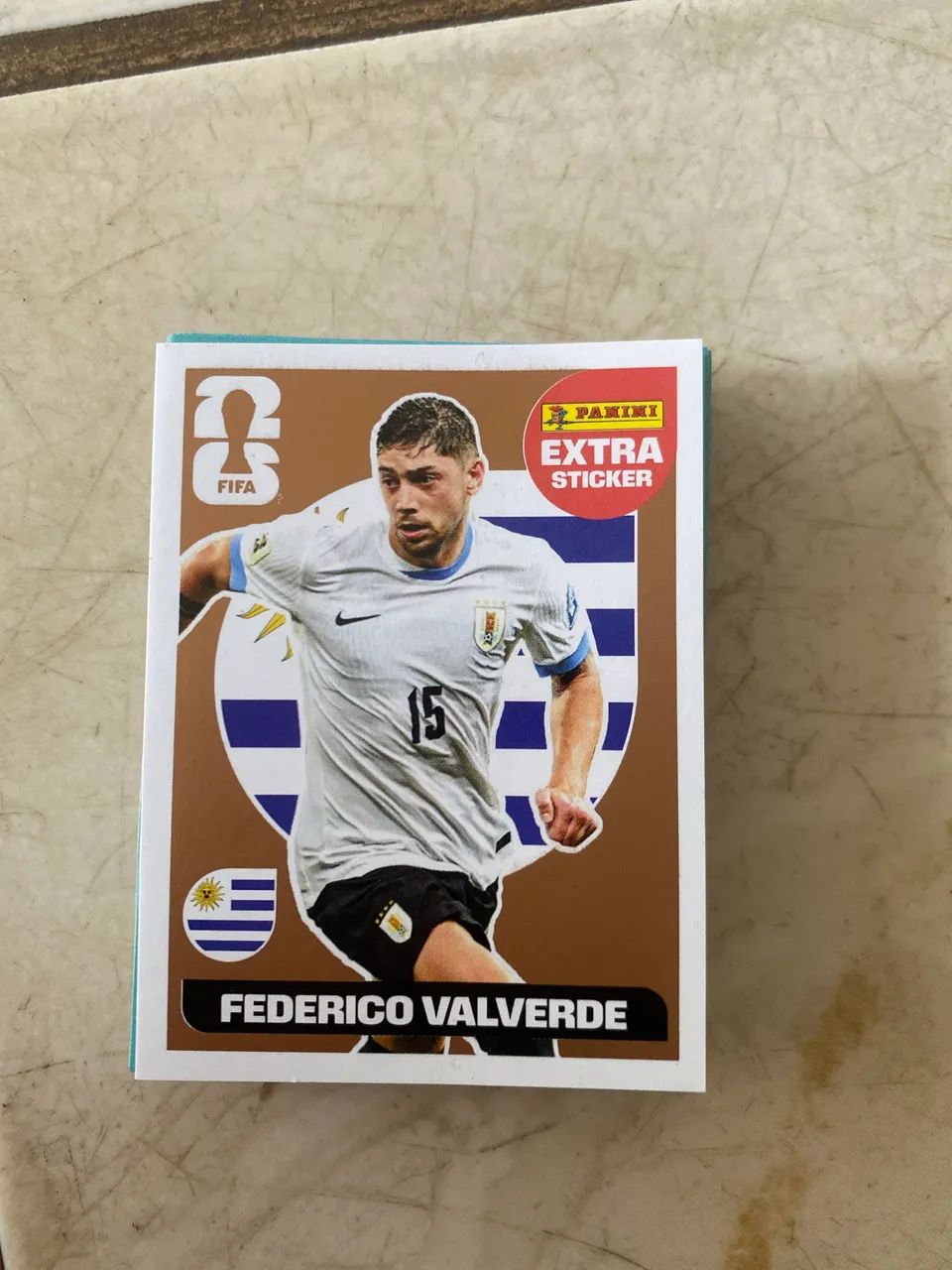 Figurinha legend valverde bronze 