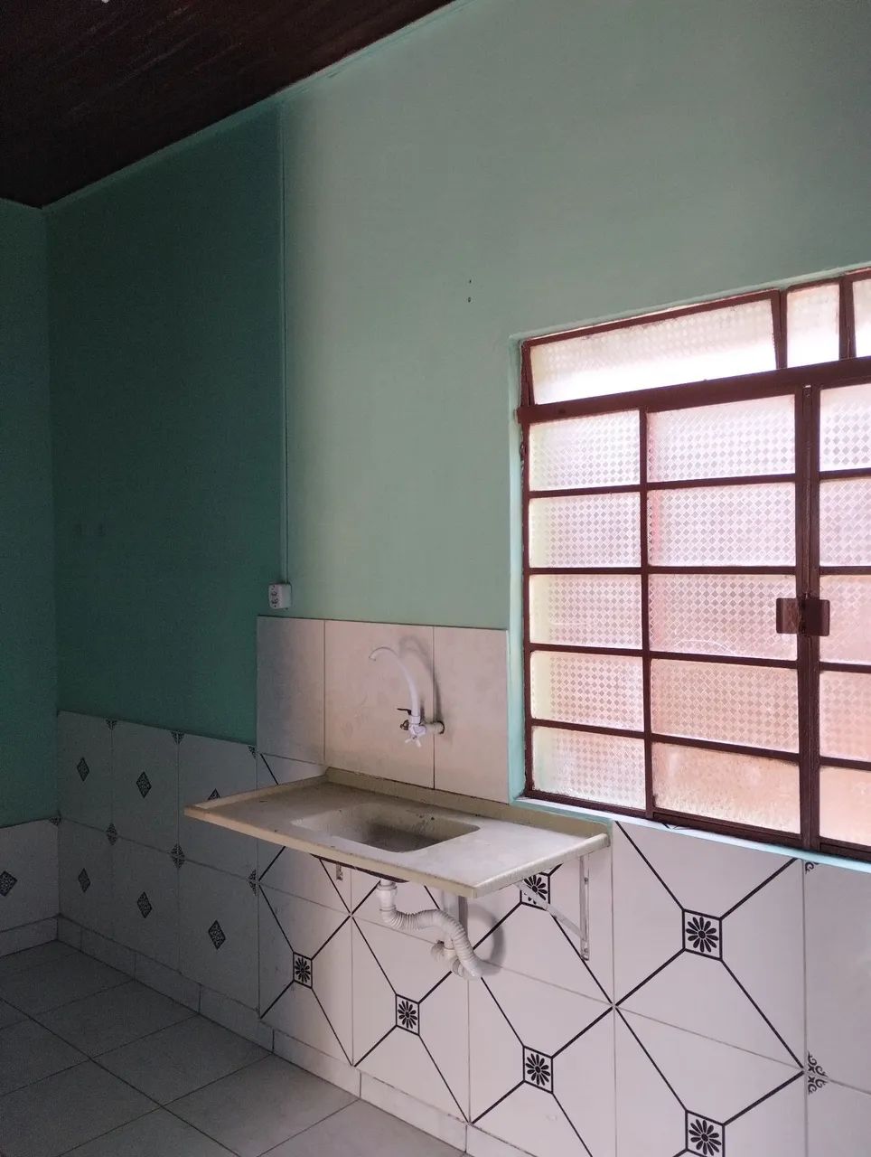 ALUGA-SE APARTAMENTOS.  - Foto 3