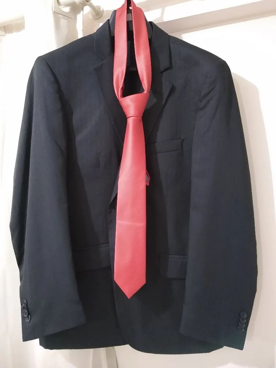 Terno completo: blazer número 50 e calça número 44 - Foto 2